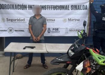 Un hombre armado fue detenido por el Grupo Interinstitucional y le fue asegurada también una motocicleta sin placas