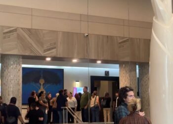 Velan a Ricardo Misael, joven que fue asesinado cuando salió a comprar alimento y un biberón para sus gatitos en Culiacán