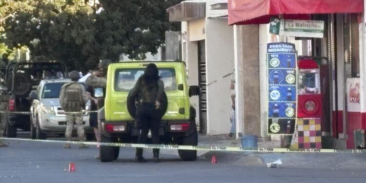 Asesinan a hombre dentro de tienda en el sector de La Conquista