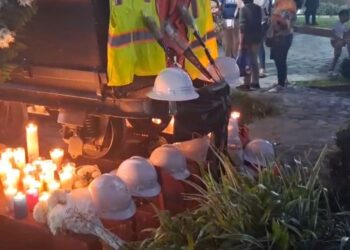 Con veladoras y cascos mineros, Concordia rinde homenaje a trabajadores asesinados y exige justicia