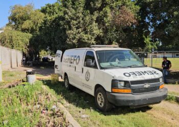 Asesinan a hombre y lo abandonan en Villa Benito Juárez