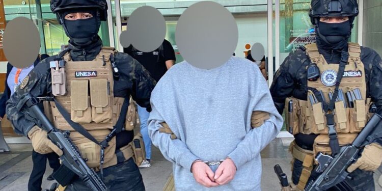 `Ejecuta FGE orden de aprehensión por homicidio ocurrido en Culiacán`