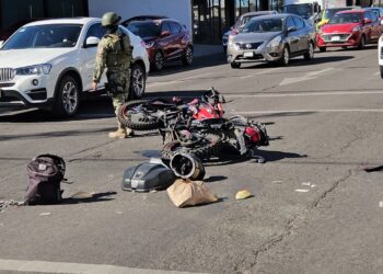 Accidente de tránsito deja a motociclista lesionado en la colonia Guadalupe
