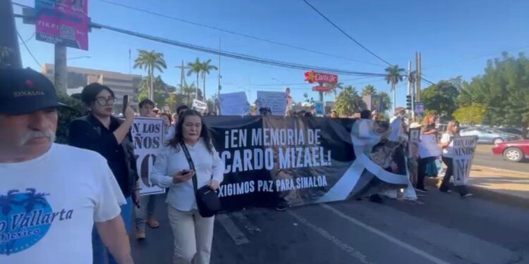 “Con los niños no”: Culiacán marcha por Ricardo Mizael y exige justicia