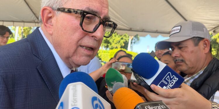 Gobernador descarta remover a subsecretaria de Derechos Humanos tras señalamientos de colectivos