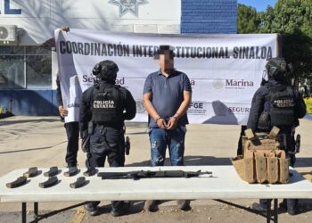 En Costa Rica, el Grupo Interinstitucional asegura a un civil con un arma larga, cargadores, cartuchos y un chaleco táctico