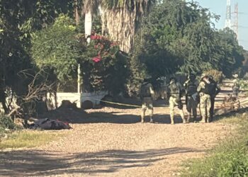 Encuentran cadáver envuelto en cobija en la comunidad de Balbuena, Navolato