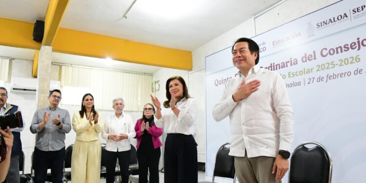 Titular de la SEP y Secretaria de Educación en Sinaloa encabezan Consejo Técnico Escolar en Mazatlán