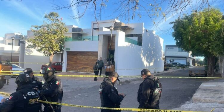 Brindan seguridad a líder del Stasac tras atentado contra su vivienda en Culiacán
