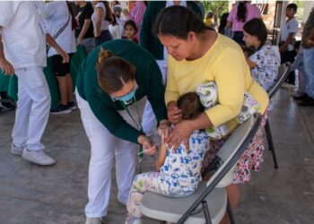 Aplican 427 mil dosis contra el sarampión en Sinaloa; Salud pide mayor participación ciudadana