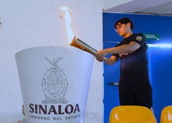 Se enciende el pebetero en los Juegos Deportivos Escolares de Educación Básica 2026