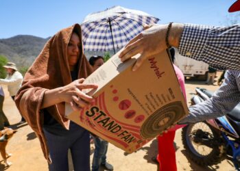 DIF Sinaloa entrega apoyos en comunidades del municipio de Badiraguato