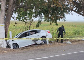 “De carro a carro” asesinan a balazos a dos hombres sobre “La Costera”, en Culiacán