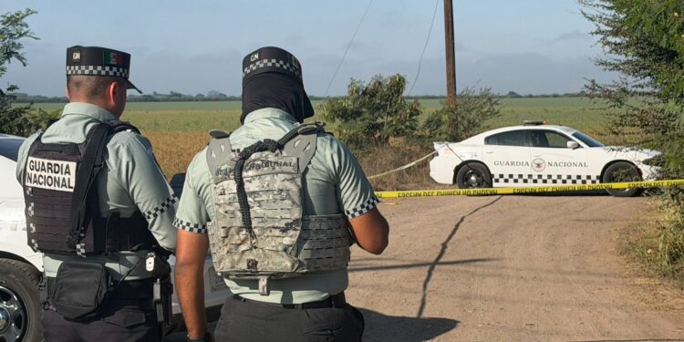 Encuentran cuerpo sin vida en un camino de terracería en Culiacán