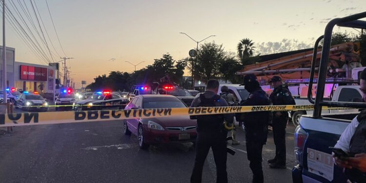 Un agente de la Policía Municipal de Culiacán fue herido durante un atentado a balazos sobre el Bulevar Pedro Infante