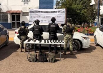 Grupo Interinstitucional asegura en Aguaruto 3 vehículos con armas largas, cargadores, cartuchos y chalecos con placas balísticas