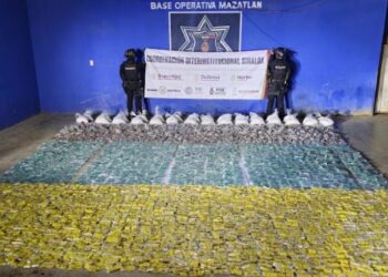 Lo detienen con más de 175 kilogramos de presunta metanfetamina, 30 de probable marihuana, y también ponchallantas