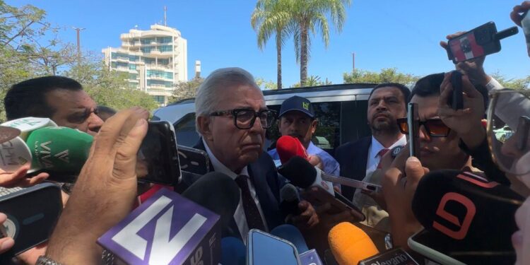 FGR investiga operativo en Quilá y debe informar sobre denuncias de familiares de abatidos, señala Rocha