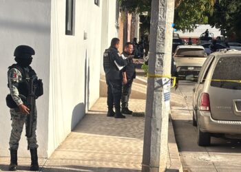 Ejecutan a hombre en negocio de mariscos en Culiacán