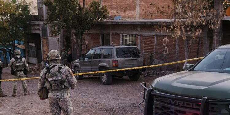 Cuatro homicidios, un feminicidio, 4 vehículos robados y tres personas fueron privadas de la libertad ayer viernes en Sinaloa