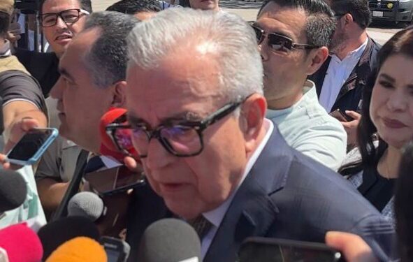 Rocha Moya llama a alcaldes a gobernar y no hacer politiquería tras fallo contra Vargas Landeros