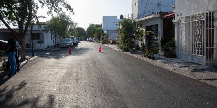 Calles de Villas del Manantial dejan atrás el deterioro con nuevo paquete de pavimentación