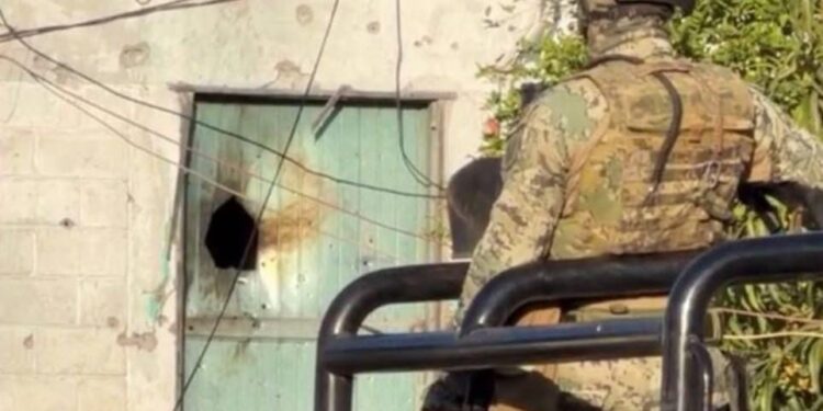 Enfrentamiento entre la Secretaría de Marina y delincuentes en Dautillos, Navolato, deja un abatido y un lesionado