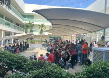 Alta afluencia reportan las 46 oficinas de recaudación del SATES en el estado, aprovechando descuentos de hasta un 75 %