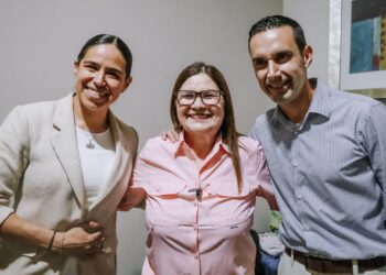César Ramos y Karen Díaz, árbitros con gafete FIFA, comparten experiencias mundialistas e invitan a jóvenes deportistas a soñar en grande