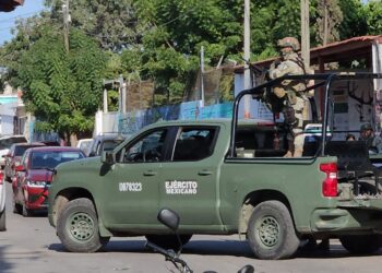 Atacan a joven a balazos en la colonia Infonavit Barrancos de Culiacán