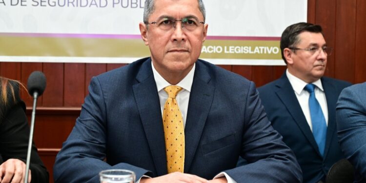 Presenta su renuncia Óscar Rentería Schazarino a la Secretaría de Seguridad Pública de Sinaloa