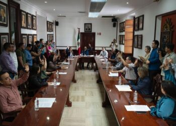 En sesión ordinaria de Cabildo, aprueban el proceso de plebiscito para nombrar a las y los síndicos municipales para el periodo 2026-2029