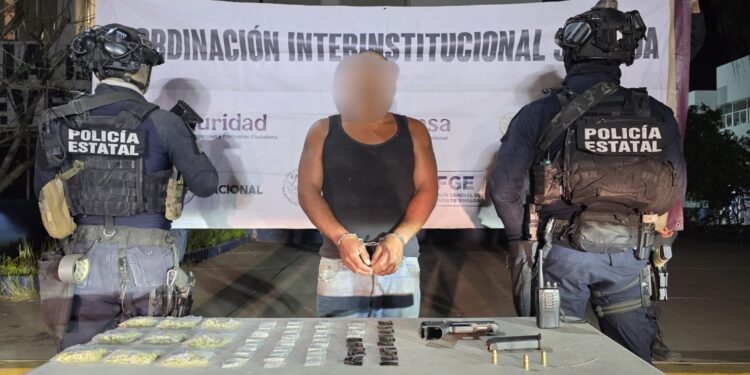 En Navolato, el Grupo Interinstitucional detuvo a un civil armado y en posesión de presunta droga