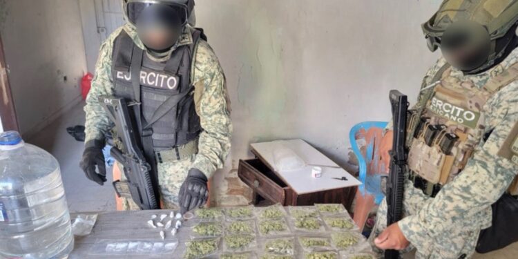 Grupo Interinstitucional asegura, en Culiacán, dosis de presunta droga