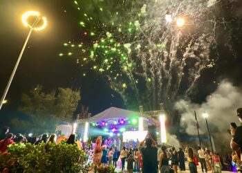 Rocha Moya y José Paz López disfrutan el penúltimo día del Carnaval de Primavera Badiraguato 2026