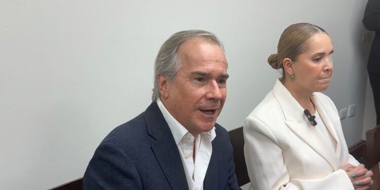 Pío Esquer toma las riendas de MC en Sinaloa y deja abierta puerta a candidatura por la gubernatura