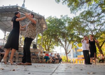Al ritmo del danzón, Culiacán vive una tarde llena de tradición y alegría
