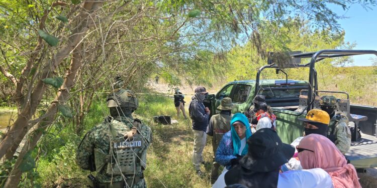 Encuentran cadáver en avanzado estado de descomposición en dren de Costa Rica