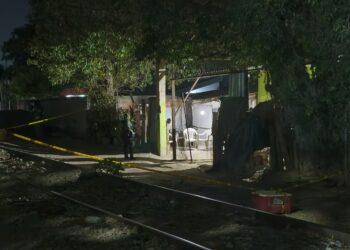 En la colonia Aeropuerto asesinan a un hombre en su hogar
