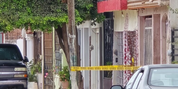 Asesinan a balazos a una mujer en la colonia Juntas de Humaya