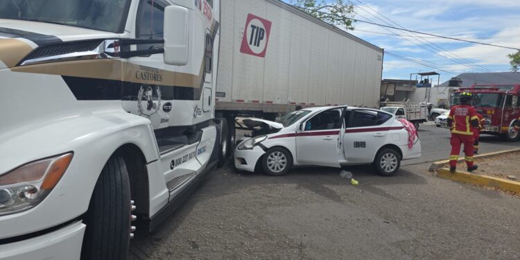 Accidente de tránsito deja 6 soldados lesionados