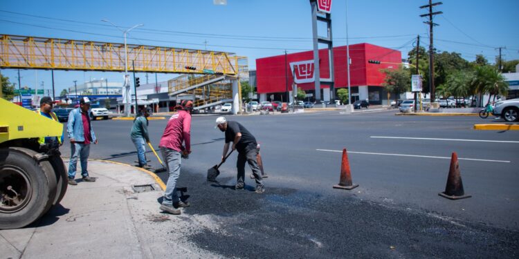 Culiacán mejora su infraestructura vial con jornadas simultáneas de reencarpetado