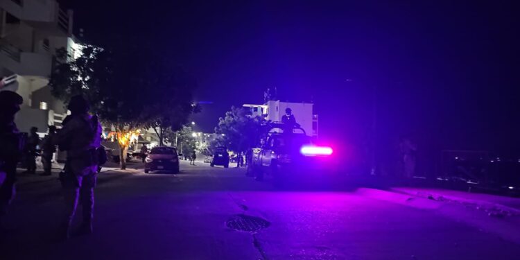Atentado a balazos deja a joven gravemente herido en Culiacán