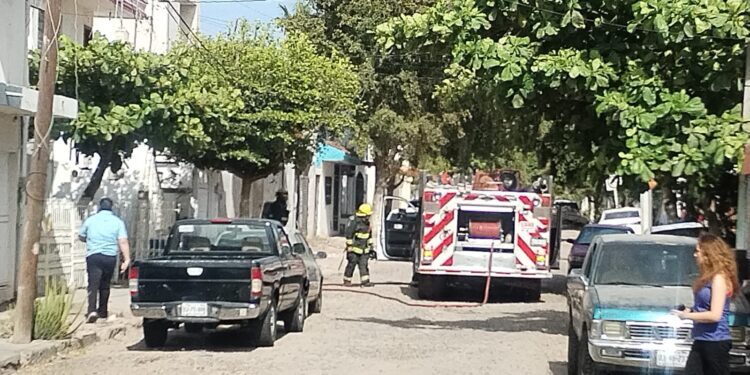 Explosión de tanque de gas provoca daños casa de la colonia Burócrata