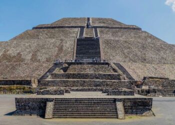 Ataque armado en Teotihuacán deja una mujer muerta y varios heridos; agresor se suicida