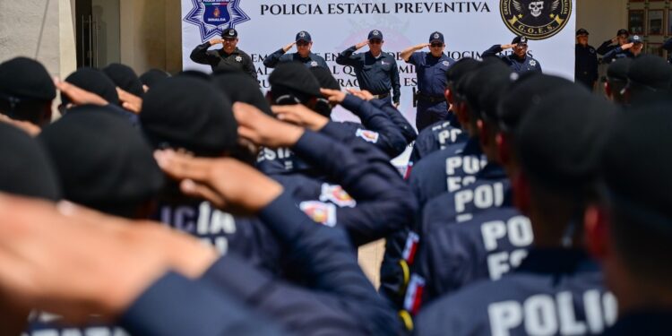 Culminan 46 policías estatales el curso del GOES y se integran al Grupo de Operaciones Especiales de Sinaloa