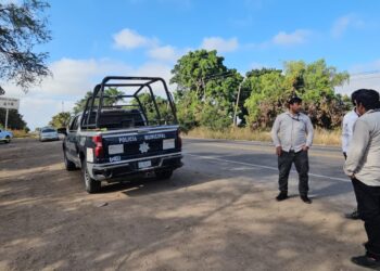 Encuentran cuerpo sin vida de un hombre en la carretera Culiacán-Eldorado