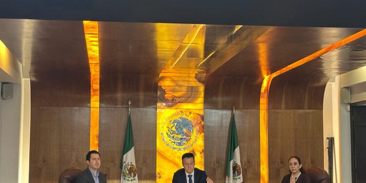 Freno a desechamiento de queja contra Imelda Castro: Tribunal ordena reabrir el caso por actos anticipados de campaña