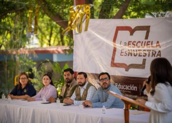 “Nosotros le apostamos mucho a mejorar las instalaciones de los planteles educativos”: Juan de Dios Gámez a la comunidad escolar del CAM 24