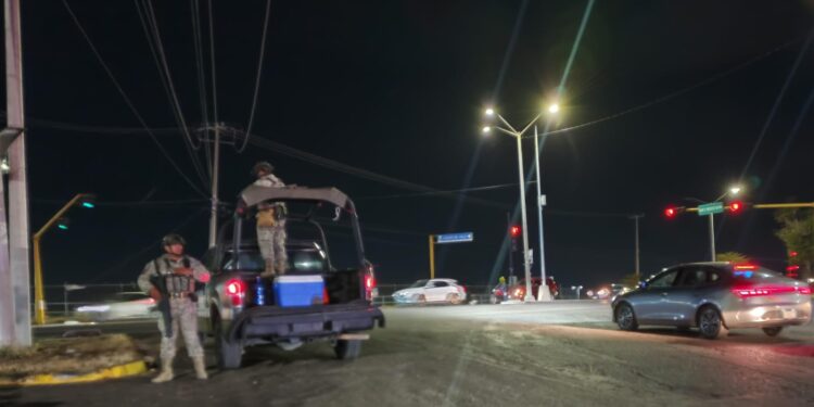 Atacan a balazos a dos hombres en la avenida Álvaro Obregón de Culiacán
